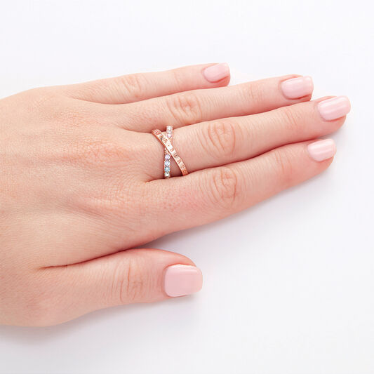 Bejewelled Classics Rainbow Interlink Ring Rose Gold