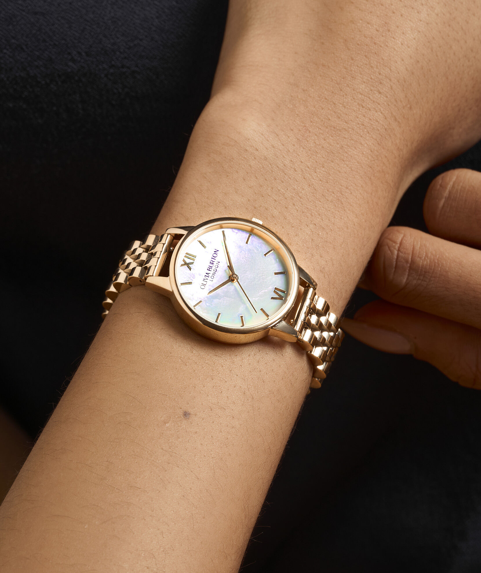 Olivia burton white dial hot sale