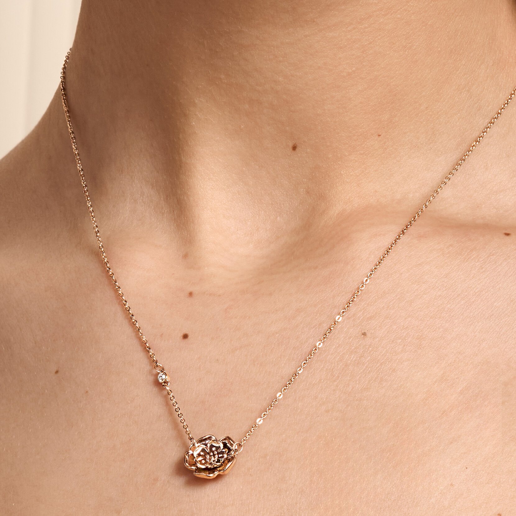 Tudor Rose Rose Gold Pendant Necklace