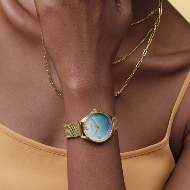 30mm Azure Blue Tone & Gold Mesh Watch