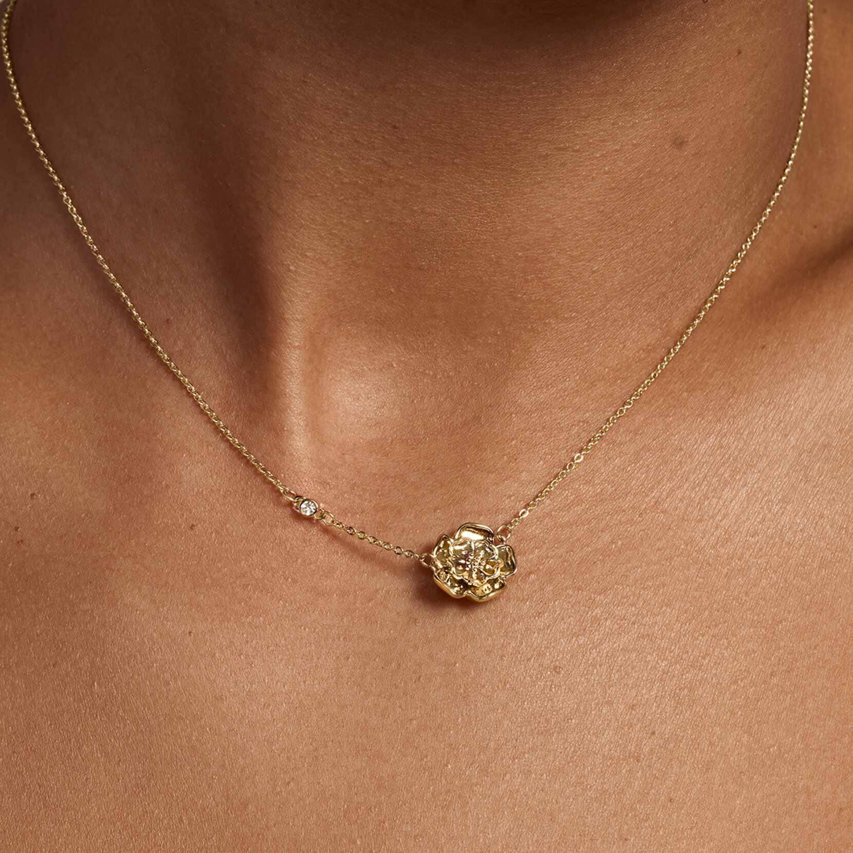 Tudor Rose Gold Plated Pendant Necklace