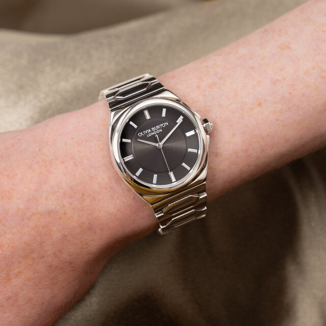 34mm Lustre Onyx & Silver Bracelet Watch