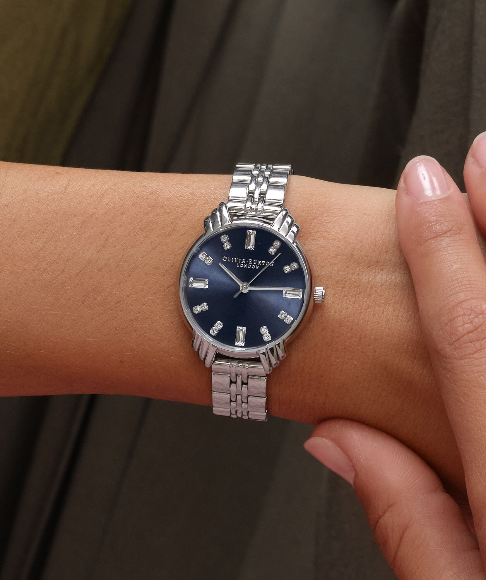 【OliviaBurton】オリビアバートン OB16DC01 腕時計 レディース Art Deco 30mm Blue & Silver Bracelet Watch | Olivia Burton