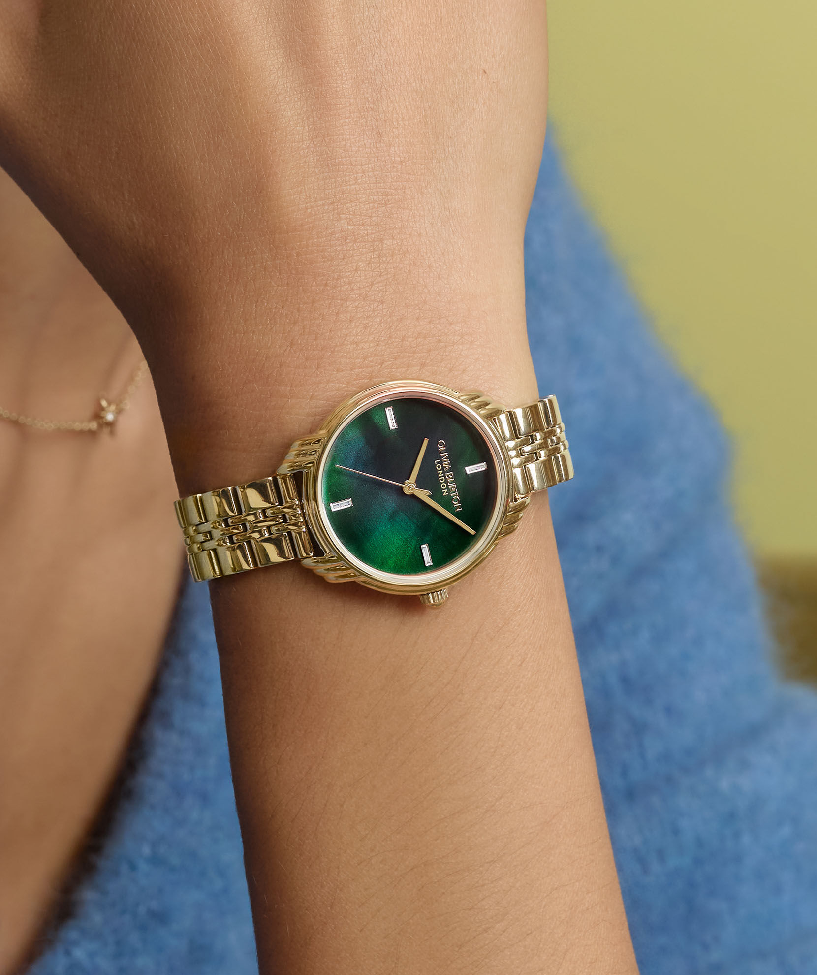 【比較的美品_即日発送】BURTON EMERALD-ASIAN FIT24cm Classic 30mm Art Deco 2.0 Forest Green & Gold Bracelet Watch