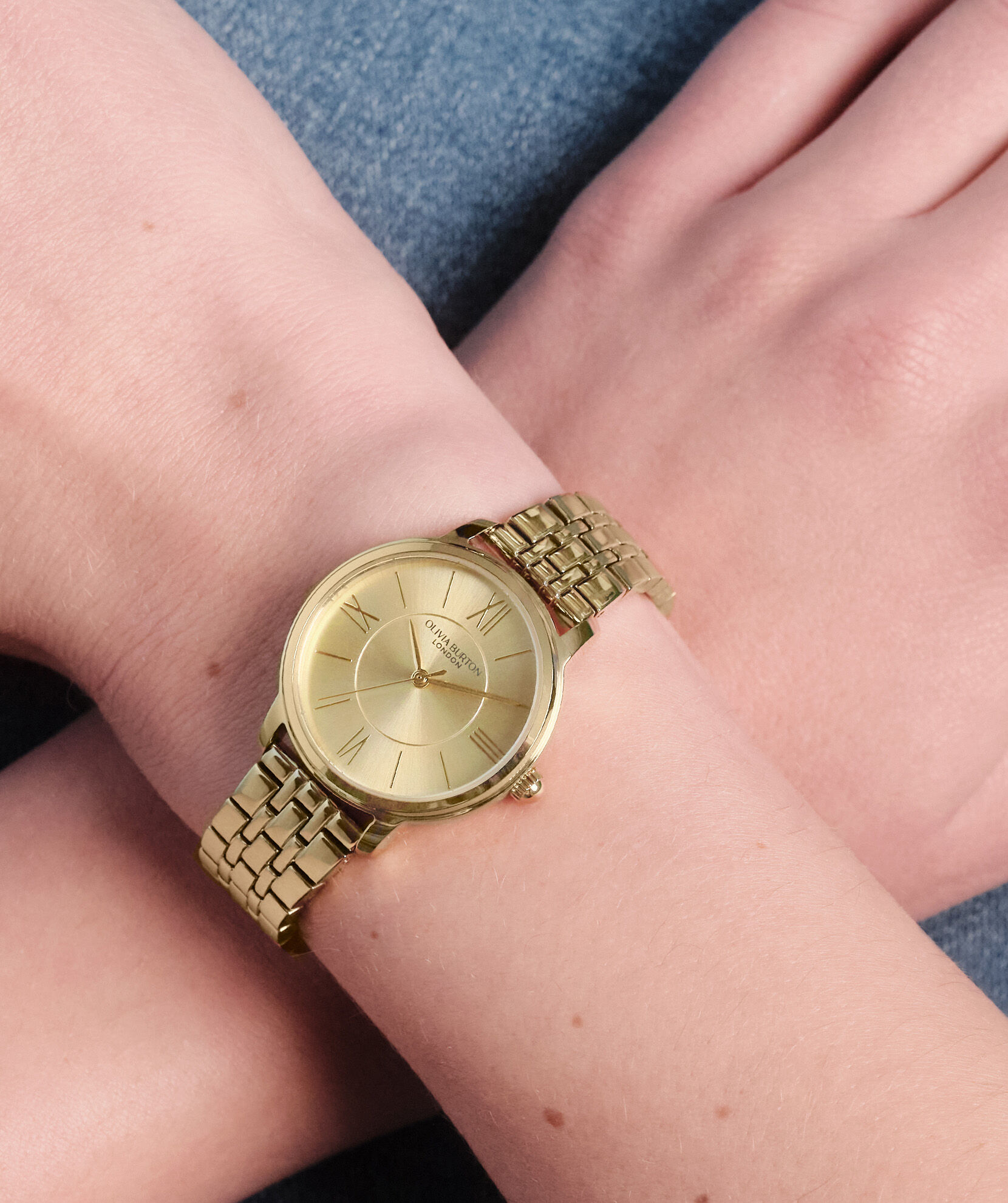 Classic 30mm Westbourne Champagne & Gold Bracelet Watch | Olivia