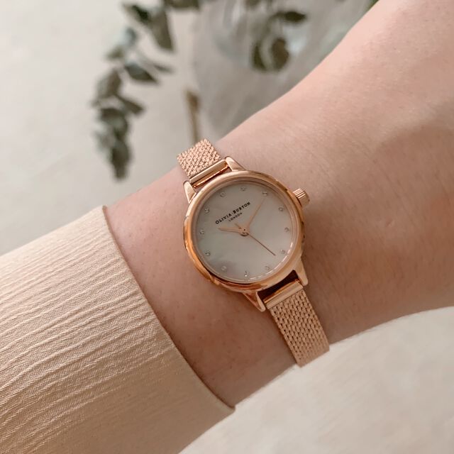 Mini White Mother Of Pearl Dial, Sparkle Markers & Rose Gold Boucle Mesh