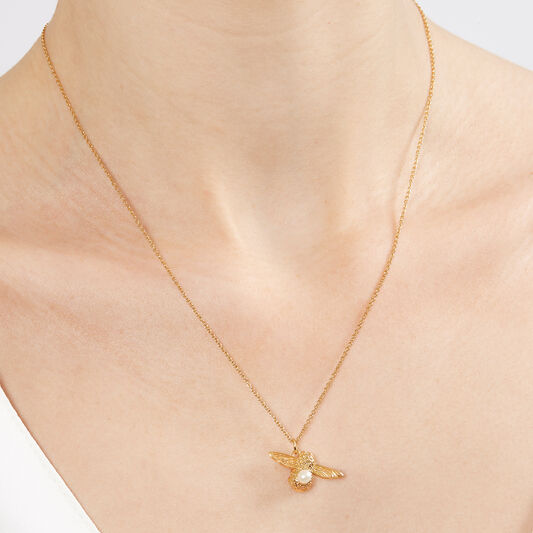 Pearl Bee Pendant Necklace Gold