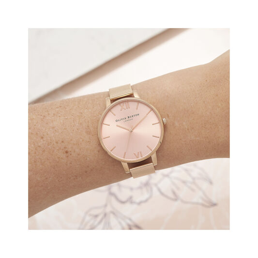Big Dial Rose Gold Sunray Mesh Watch