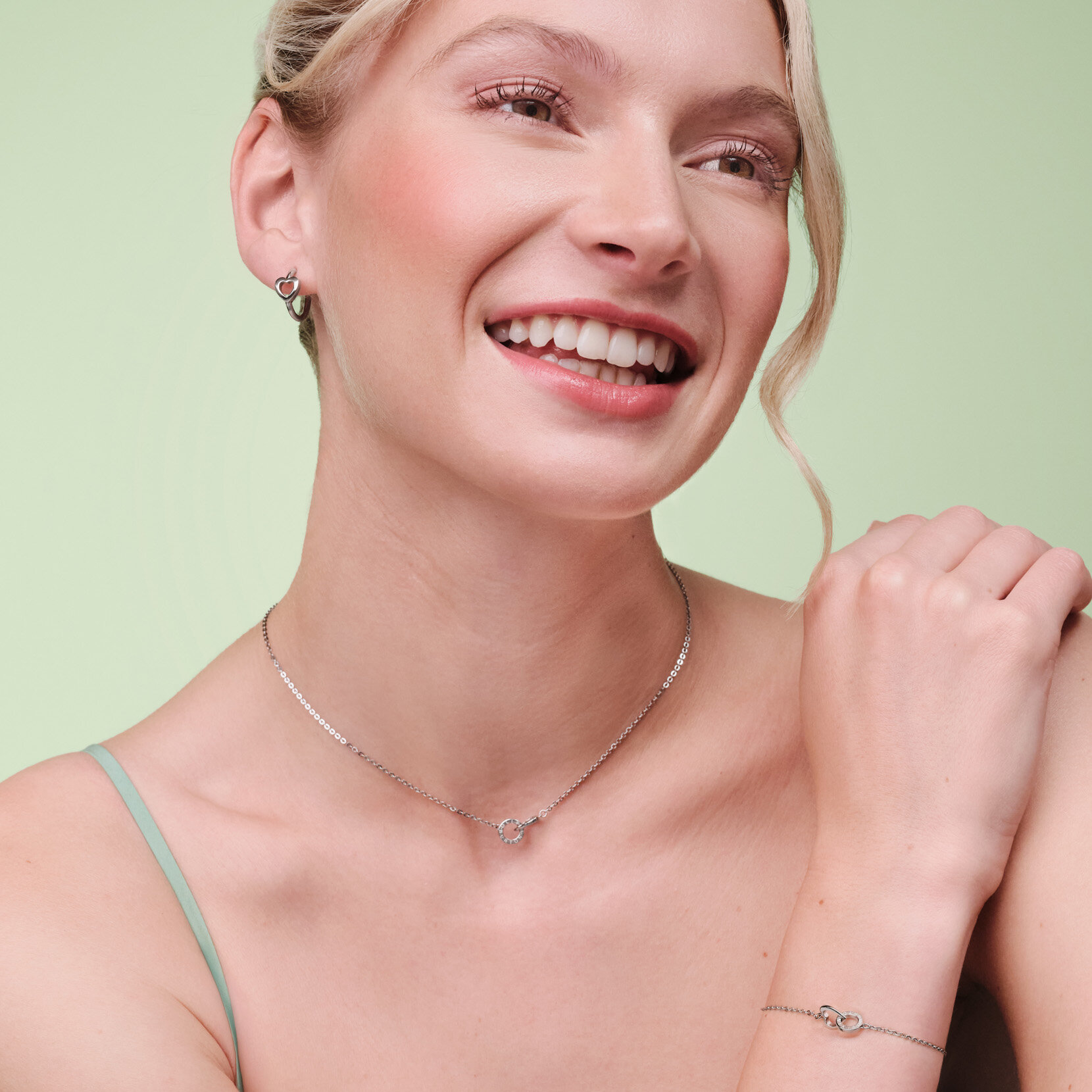 Kindred Interlink Heart Silver Tone Necklace